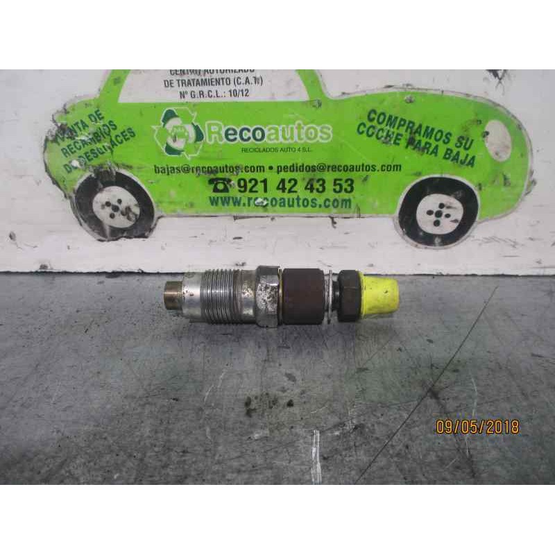 Recambio de inyector para toyota avensis berlina (t 22) 2.0 turbodiesel cat referencia OEM IAM   