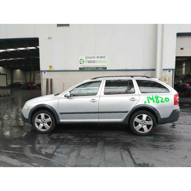 skoda octavia combi (1z5) del año 2009