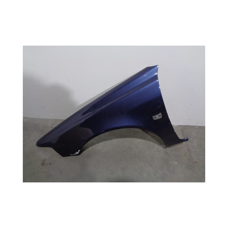 Recambio de aleta delantera izquierda para volvo s40 berlina 1.9 diesel cat referencia OEM IAM 30802306 AZUL 