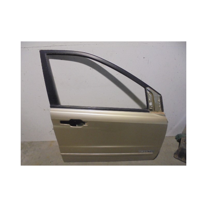 Recambio de puerta delantera derecha para ssangyong kyron 2.0 referencia OEM IAM  DORADA 5 PUERTAS