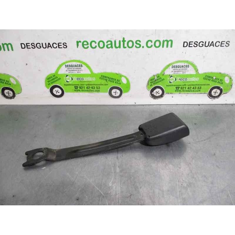 Recambio de enganche cinturon para toyota yaris verso (ncp2/nlp2) 1.4 turbodiesel cat referencia OEM IAM   