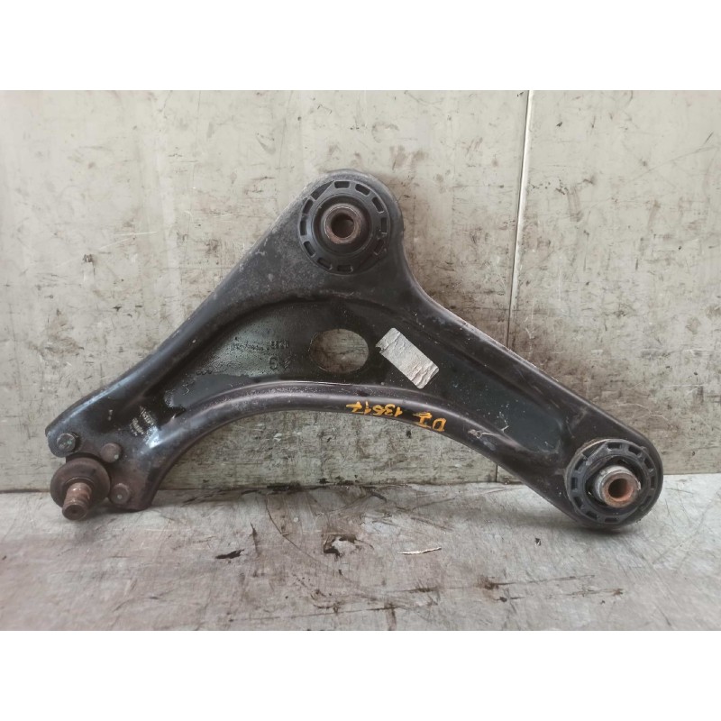 Recambio de brazo suspension inferior delantero izquierdo para citroen c2 furio referencia OEM IAM 3520R0  