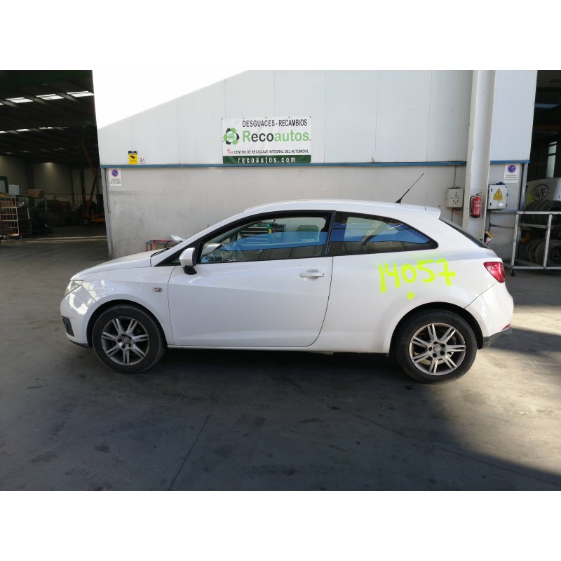 seat ibiza (6j5) del año 2009