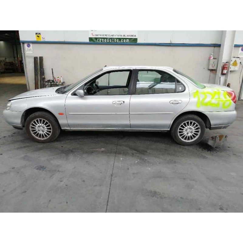 ford mondeo berlina (gd) del año 2000