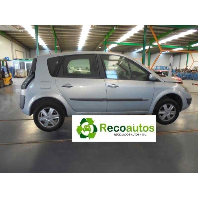 renault scenic ii del año 2004