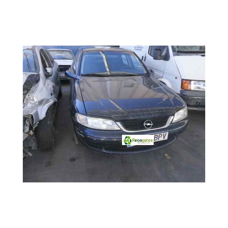 opel vectra b berlina del año 2001