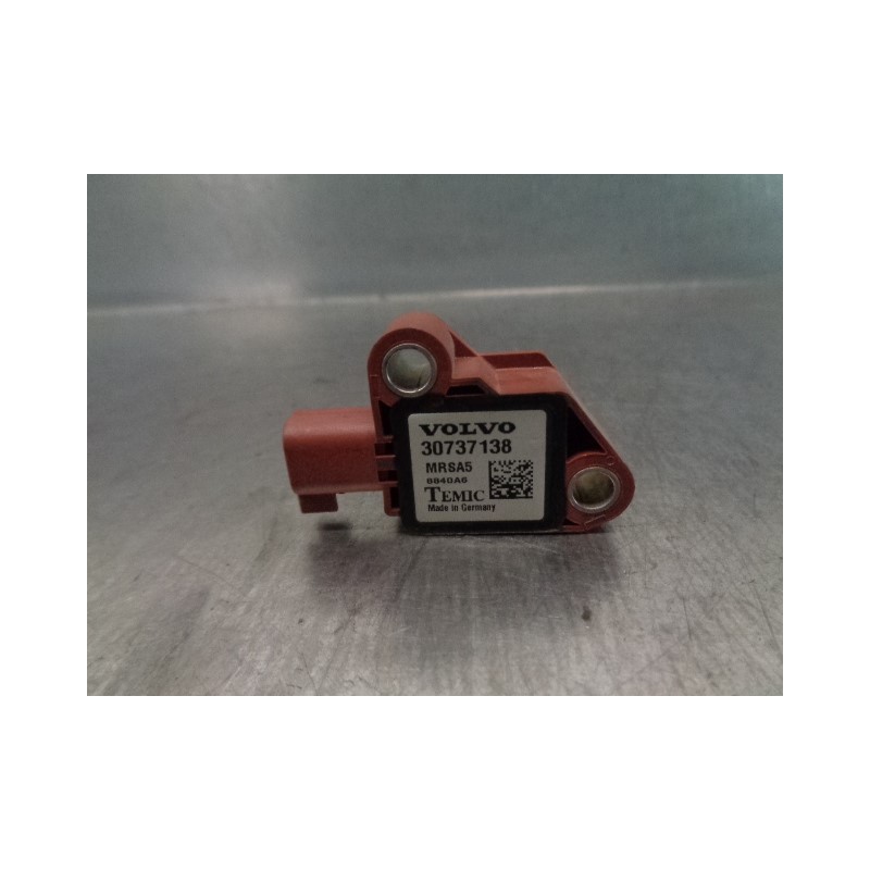 Recambio de sensor impacto para volvo v50 familiar 2.0 diesel cat referencia OEM IAM 30737138  