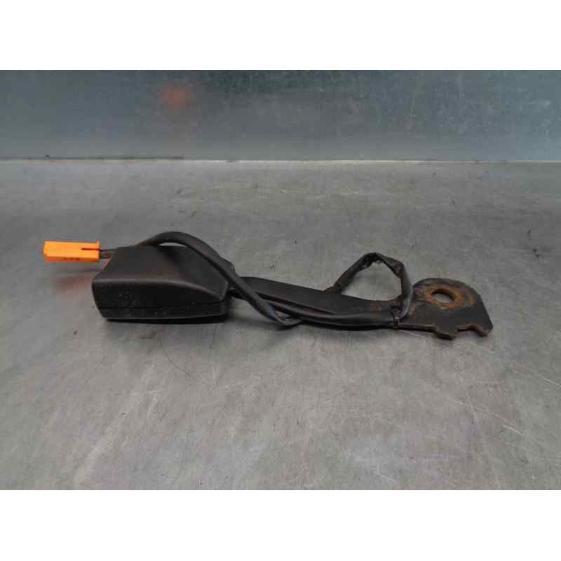 Recambio de enganche cinturon para mazda 2 berlina (dy) 1.4 diesel cat referencia OEM IAM   