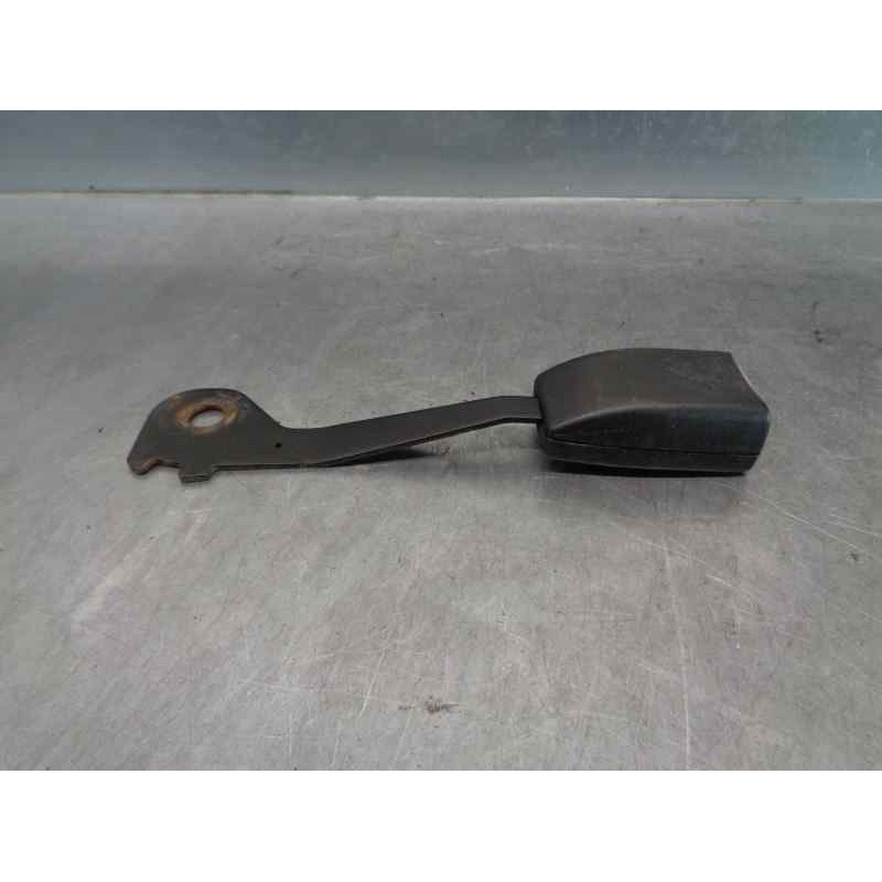 Recambio de enganche cinturon para mazda 2 berlina (dy) 1.4 diesel cat referencia OEM IAM   