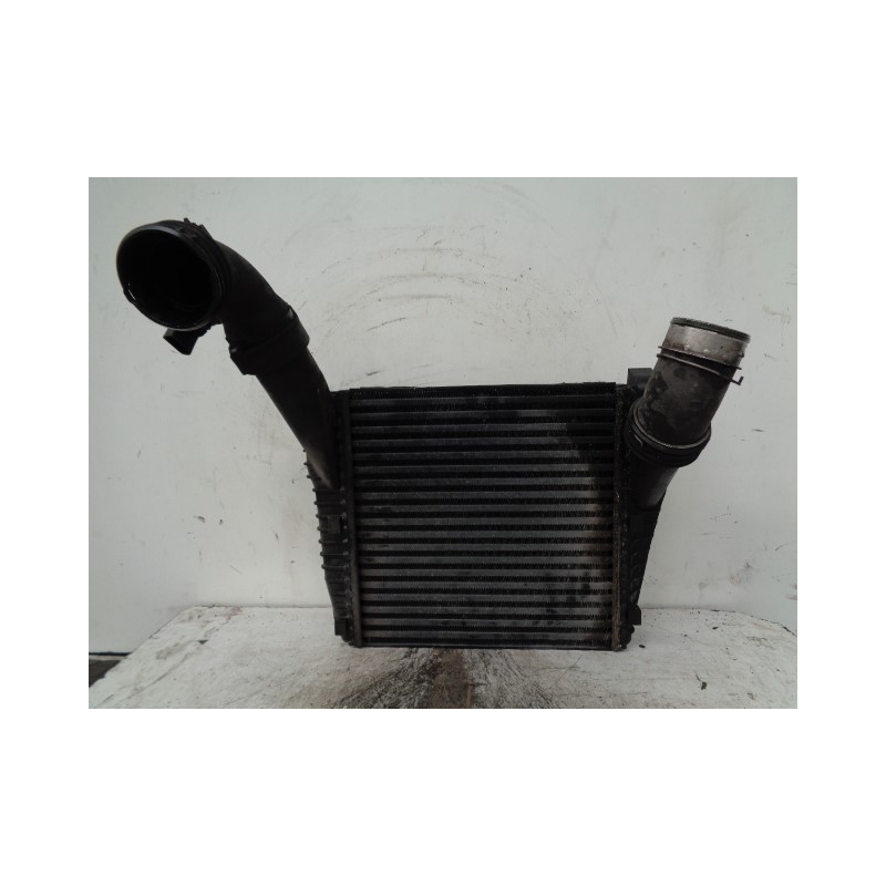 Recambio de intercooler para volkswagen touareg (7la) tdi r5 referencia OEM IAM 7L6145803E BEHR