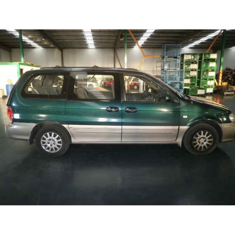 kia carnival ii del año 2002