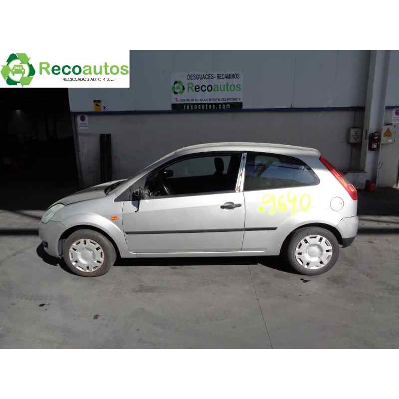 ford fiesta (cbk) del año 2004