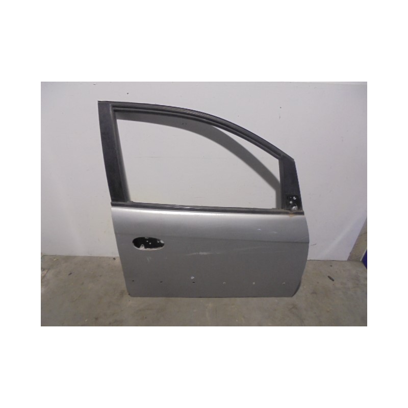 Recambio de puerta delantera derecha para daewoo tacuma cdx referencia OEM IAM 96593244 GRIS 5 PUERTAS