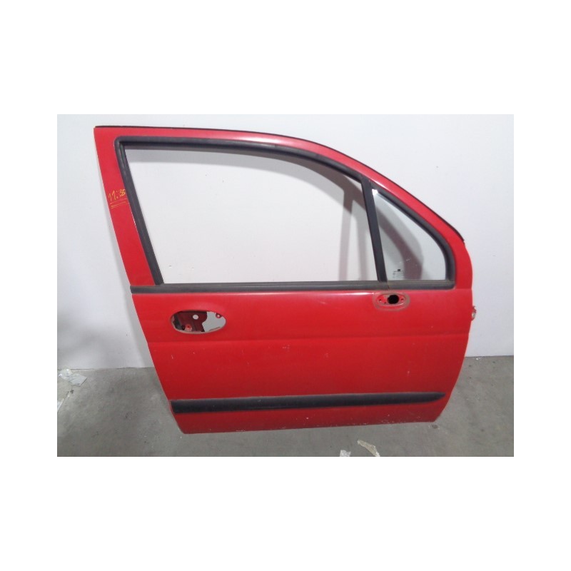 Recambio de puerta delantera derecha para chevrolet matiz 0.8 cat referencia OEM IAM 96562496 ROJA 5 PUERTAS