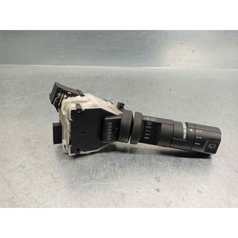 Recambio de mando limpia para nissan pathfinder (r51) referencia OEM IAM 25260EA000  