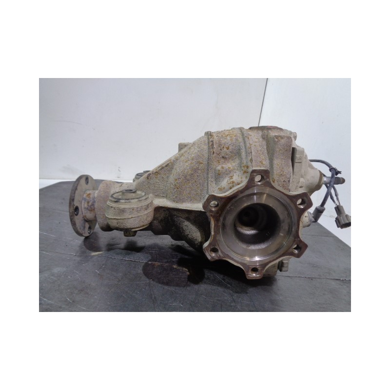 Recambio de diferencial trasero para nissan pathfinder (r51) referencia OEM IAM 38311EB300 38351EB300 