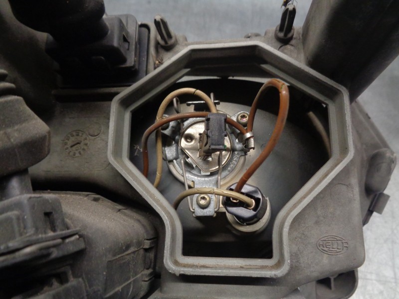 Recambio de faro izquierdo para alfa romeo 146 1.9 jtd referencia OEM IAM 14311500 46739991 5 PUERTAS