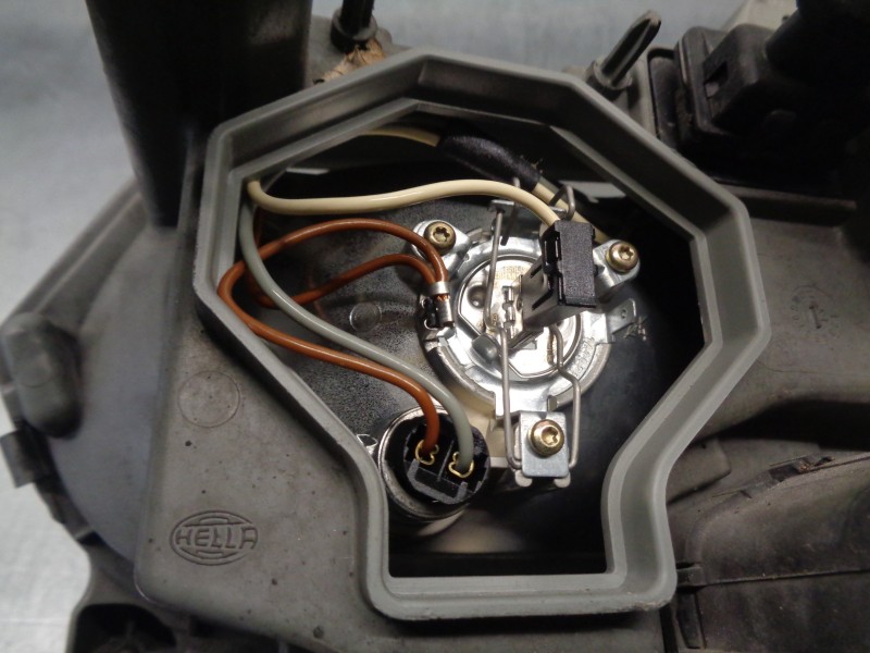 Recambio de faro derecho para alfa romeo 146 1.9 jtd referencia OEM IAM 14311600 46739992 5 PUERTAS