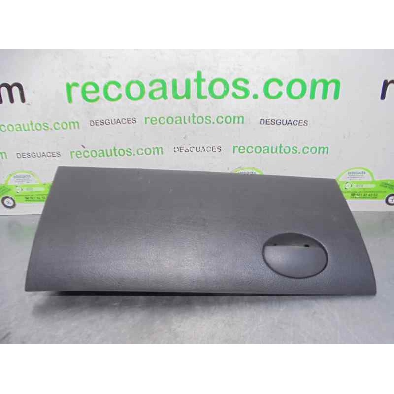 Recambio de guantera para lancia lancia y 1.2 cat referencia OEM IAM 712177000  