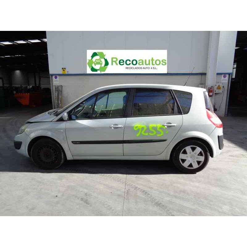 renault scenic ii del año 2004