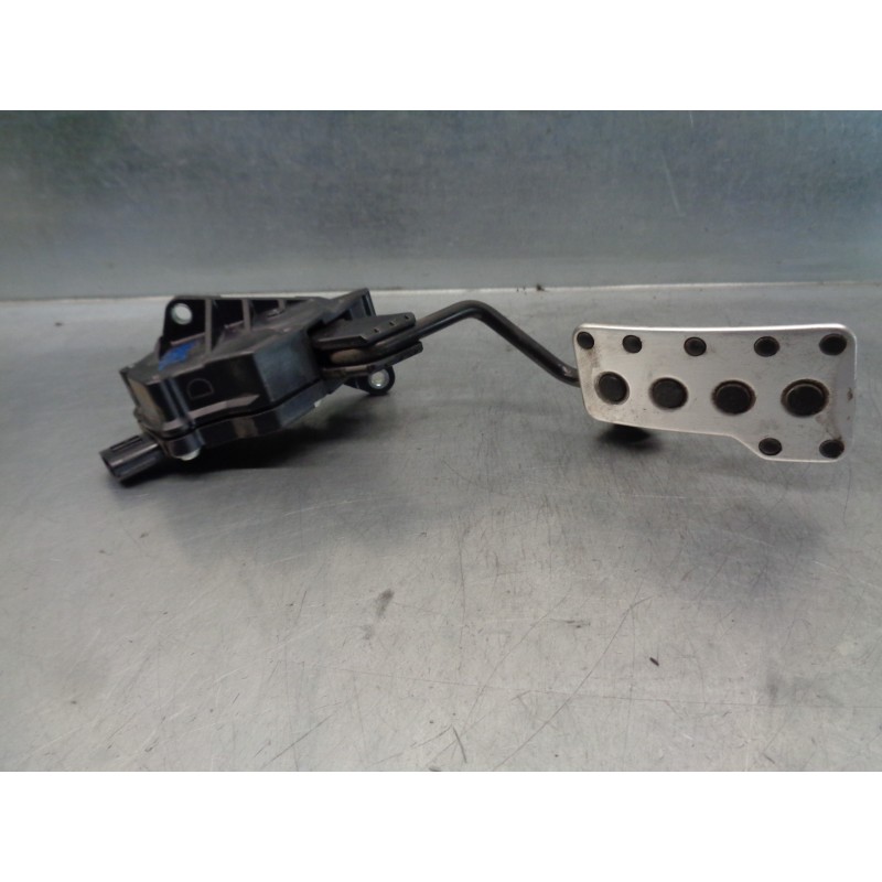 Recambio de potenciometro pedal para lexus is200 (ds2/is2) 220d referencia OEM IAM  1988007251 