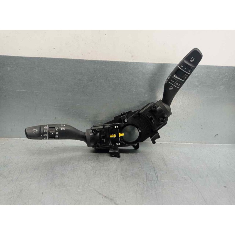 Recambio de mando luces para hyundai kona 1.0 tgdi cat referencia OEM IAM 93403J9950  