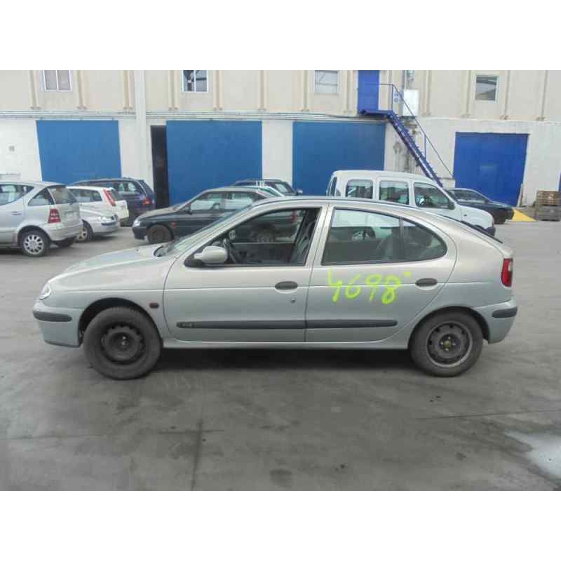 renault megane i fase 2 berlina (ba0) del año 2000