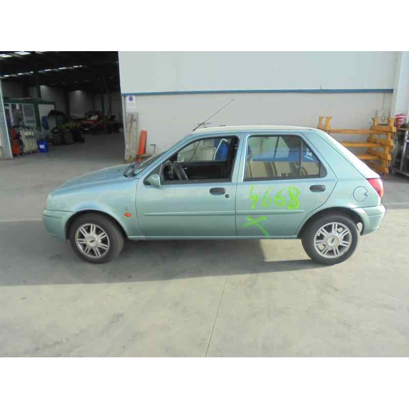 ford fiesta courier (dx) del año 2001