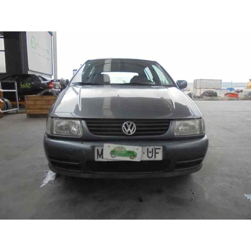 volkswagen polo berlina (6n1) del año 1997