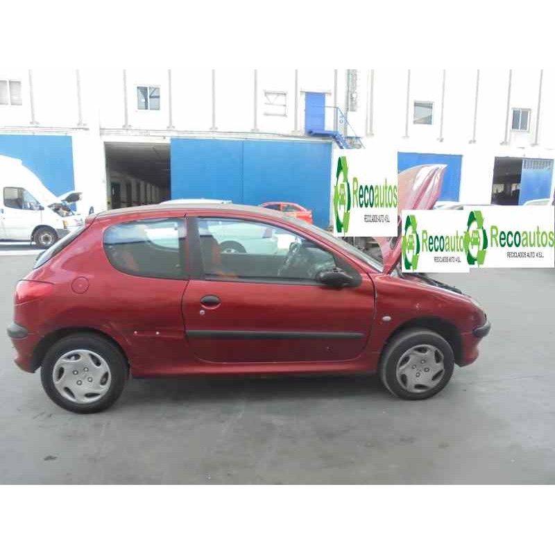 peugeot 206 berlina del año 1999