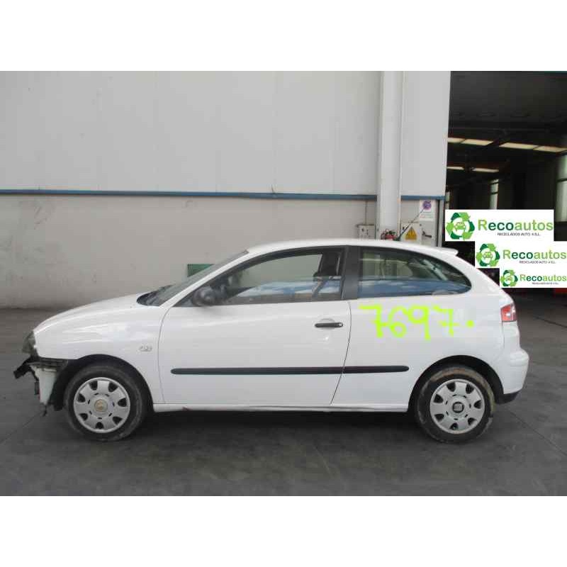 seat ibiza (6l1) del año 2003