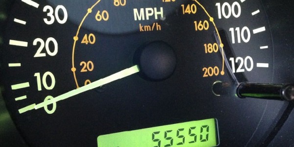 How many kilometers does a car last? Real useful life and how to extend it