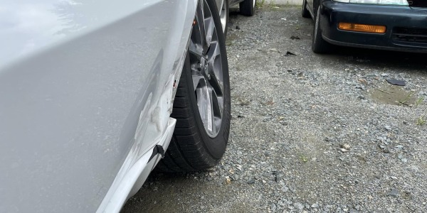 ¿Llevar cargas pesadas en el coche daña el motor y otros componentes?